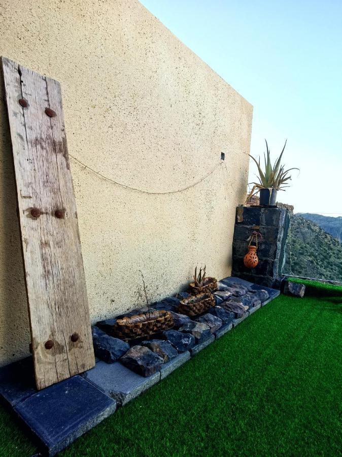 Roses House Oman 2 *